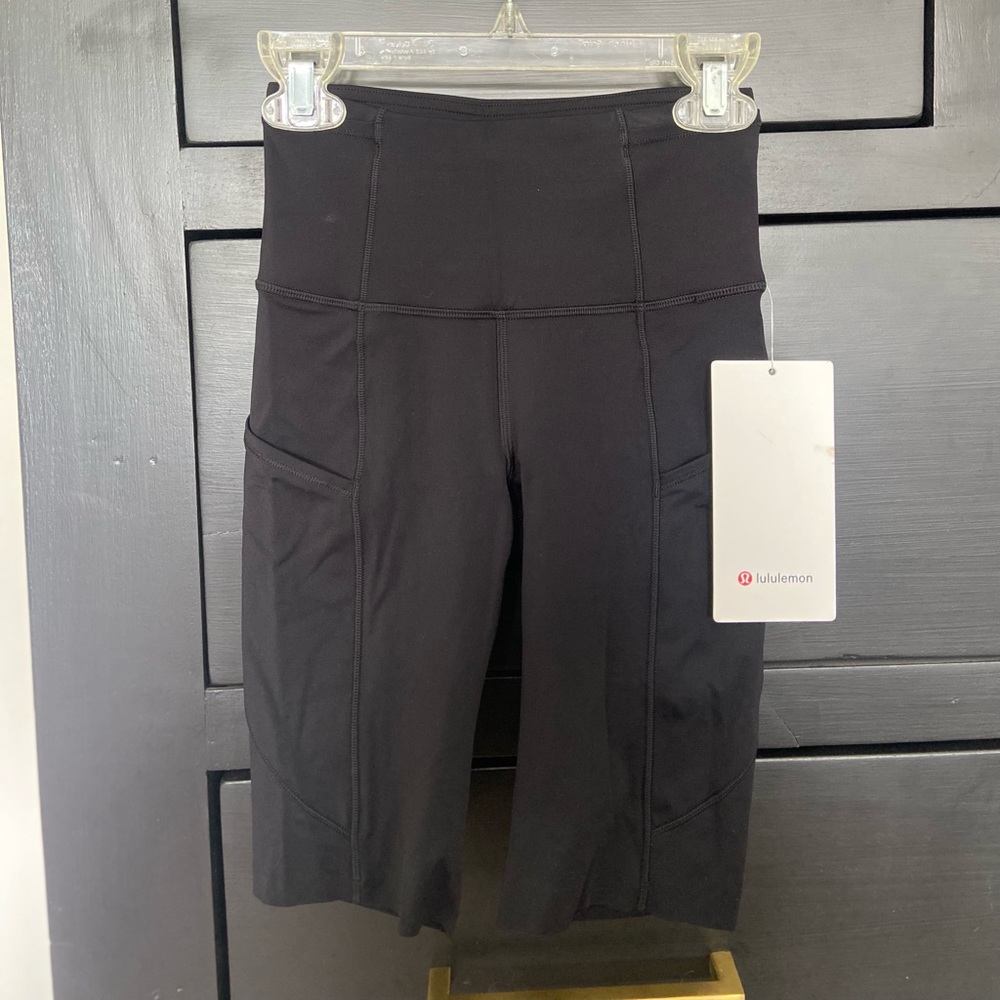 BRAND NEW LULULEMON BIKER SHORTS